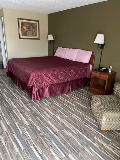 Bedroom 3, Plaza Inn Big Spring, Howard