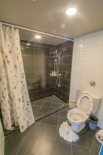 Bathroom 4, Sridonchai Heritage Chiang Mai, Muang Chiang Mai