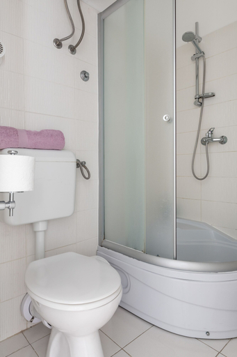 Bathroom 4, Bright & Modern on Top Location, Split