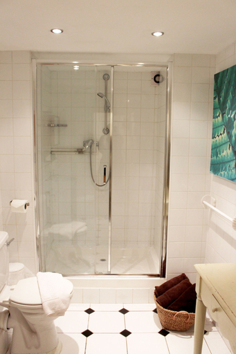 Bathroom 4, Hudsons, Brighton and Hove