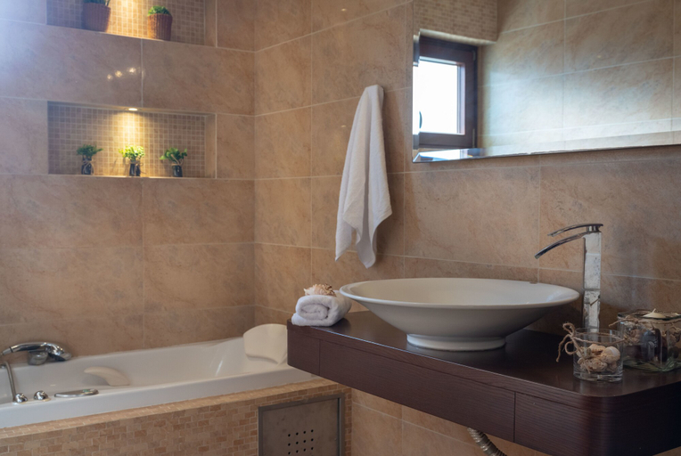 Bathroom 3, Evdokia Beach Resort, Crete