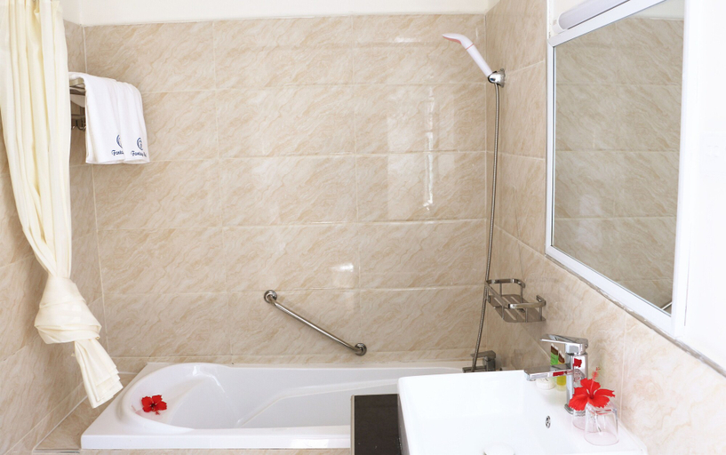 Bathroom 4, Nadi Fancy Hotel, Ba