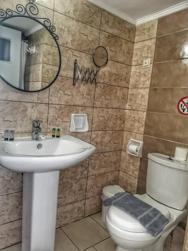 Bathroom 3, Hotel Panorama, West Greece