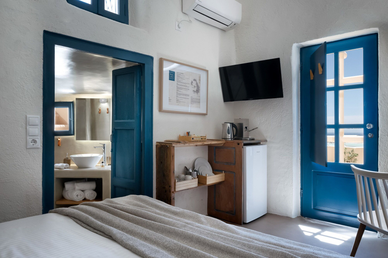 Bedroom 3, Nalas Suites, South Aegean