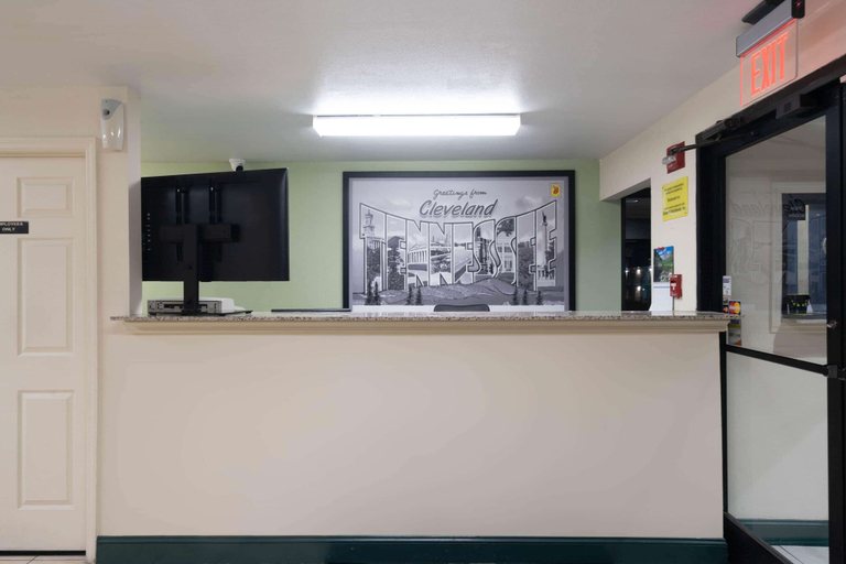 Others 5, Super 8 by Wyndham Cleveland, Bradley