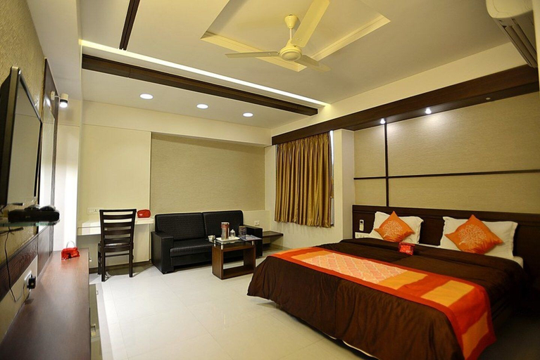 Bedroom 3, Hotel Marigold, Vadodara