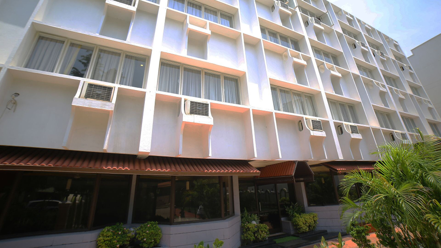 Exterior & Views 2, Hotel Rajavihar, Kurnool