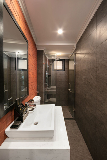 Bathroom 5, Marina Hotel, Hoàn Kiếm