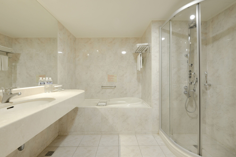 Bathroom 5, Hotel Sunshine, Kaohsiung