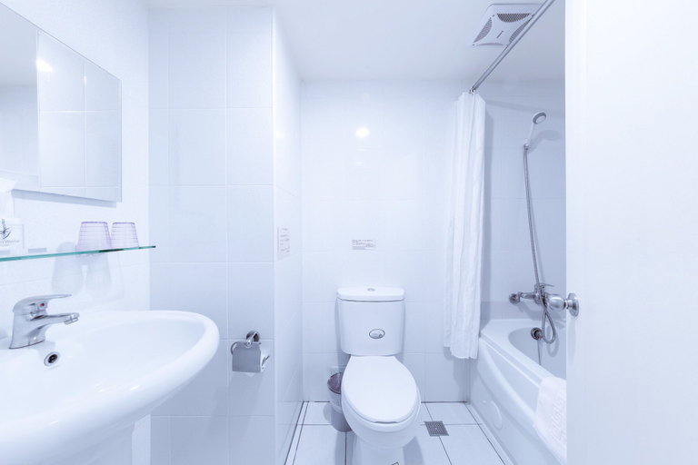 Bathroom 4, Green World Hotel Sansui, Taipei City