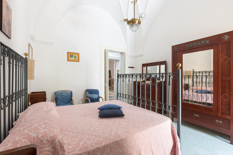 Room 2, Casa Messapica, Lecce