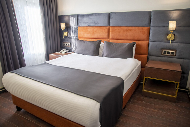 Bedroom 4, Ramada Encore by Wyndham Midyat, Midyat