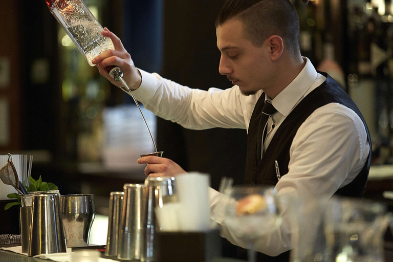 Food & Drinks 5, The Mandeville Hotel, London