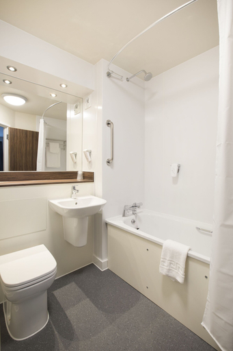 Bathroom 4, Spring River Ebbsfleet by Marston's Inns, Kent