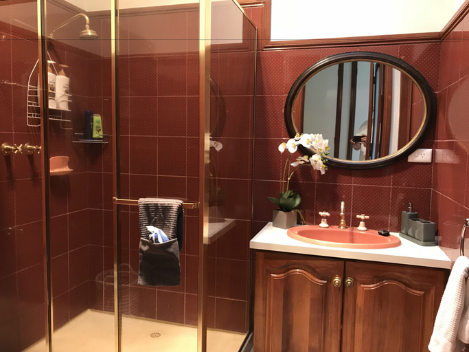 Bathroom 3, Helen's Homestead, Golden Plains - North-West