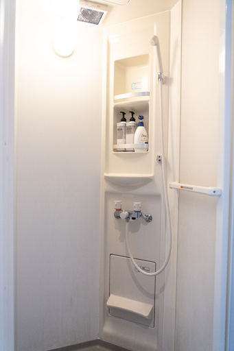 Bathroom 3, East Shinagawa Apartment, Shinagawa