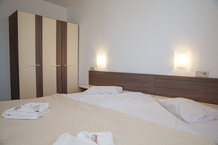 Bedroom 2, Mountain Paradise by the Walnut Trees, Bansko