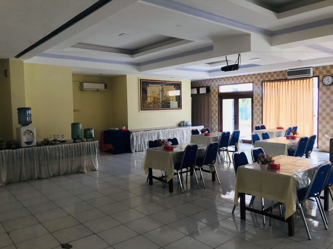 Food & Drinks 5, Hotel Palapa, Banyumas