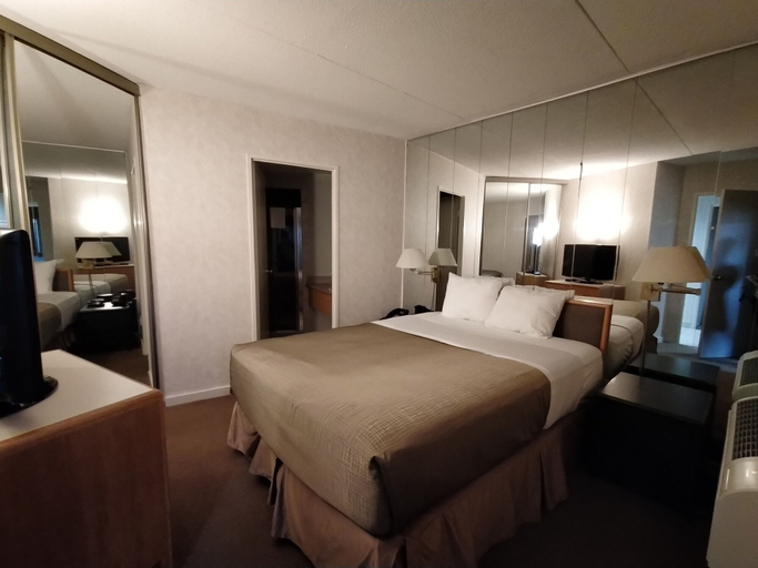 Bedroom 4, Royal Harbour Resort, Lake Hurron