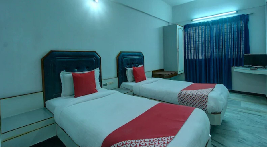 Bedroom 4, Padmam Hotel, Madurai