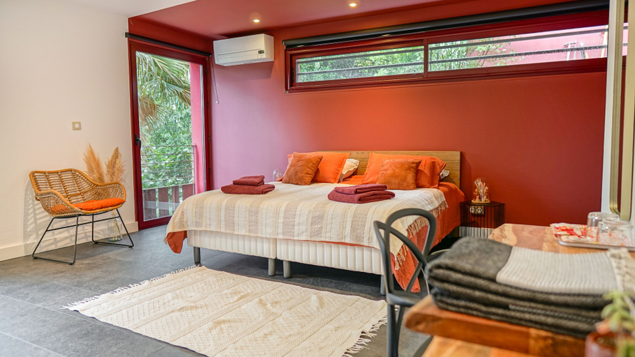 Bedroom 4, Villa Magnolia, Hérault