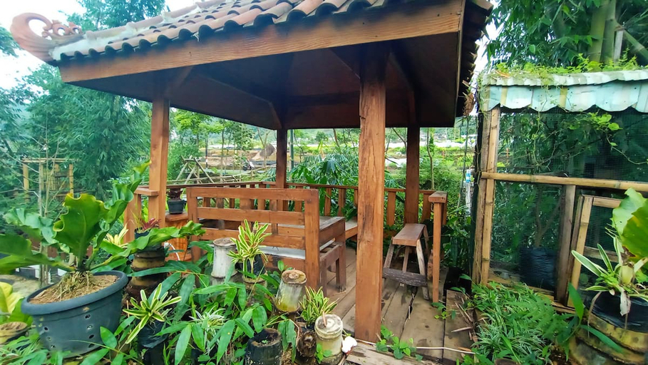 Others 5, Debran Rumah Kayu, Malang