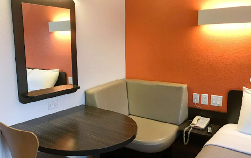 Others 5, Motel 6 Buttonwillow, CA Central, Kern