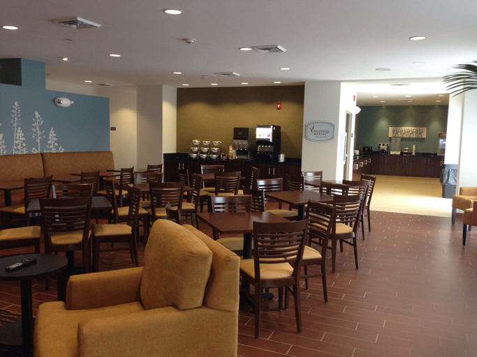 Food & Drinks 5, Sleep Inn & Suites O'Fallon MO - Technology Drive, Saint Charles