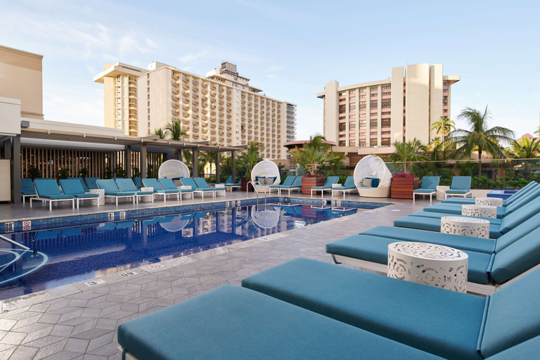 Exterior & Views 2, OUTRIGGER Waikiki Beachcomber Hotel, Honolulu