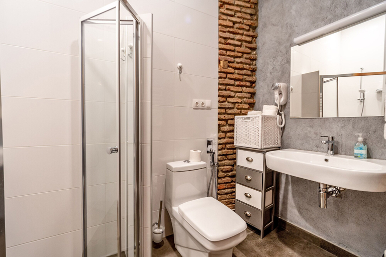 Bathroom 3, Memoir Hotel, Tbilisi