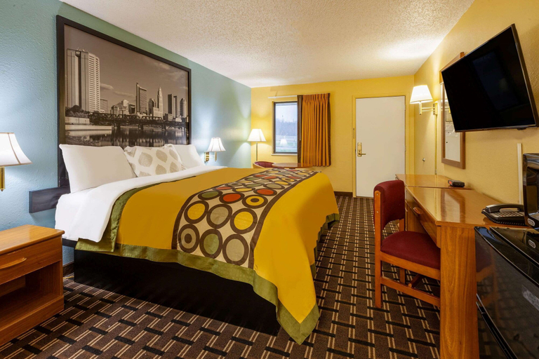 Bedroom 3, Super 8 by Wyndham Newcomerstown, Tuscarawas