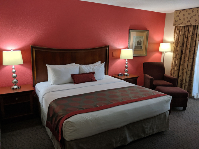 Bedroom 3, Ramada by Wyndham Raleigh, Wake