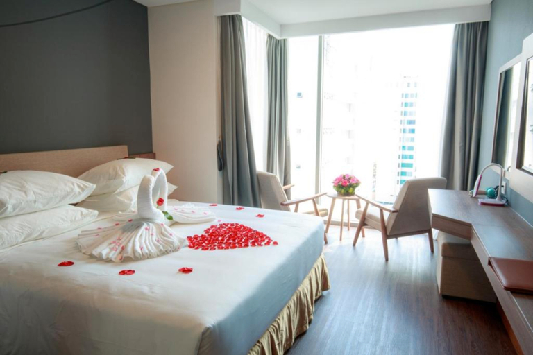 Libra Hotel Nha Trang - Tap to explore photos