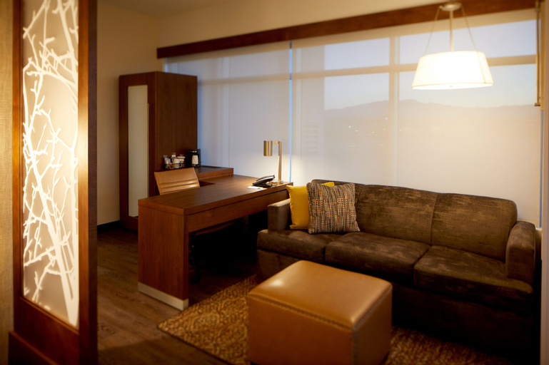 Bedroom 3, Hyatt Place Las Vegas at Silverton Village, Clark