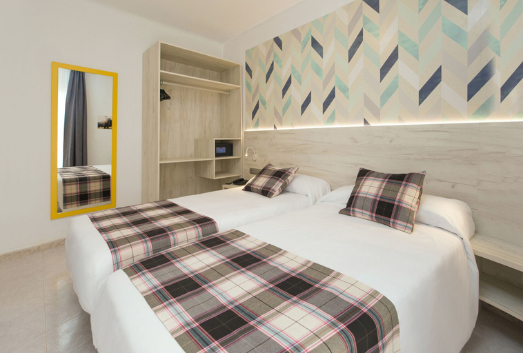 Bedroom 3, Hotel Vibra Lei Ibiza, Baleares
