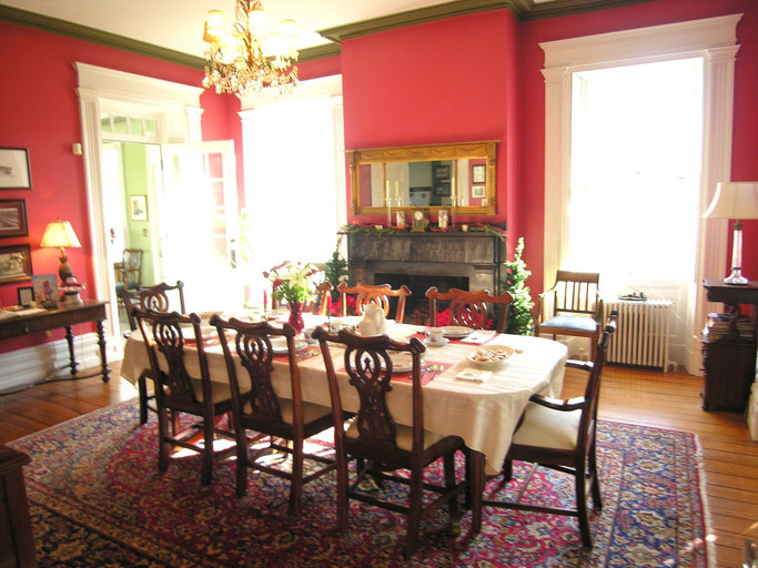 Food & Drinks 5, Delano Homestead Bed & Breakfast, Bristol