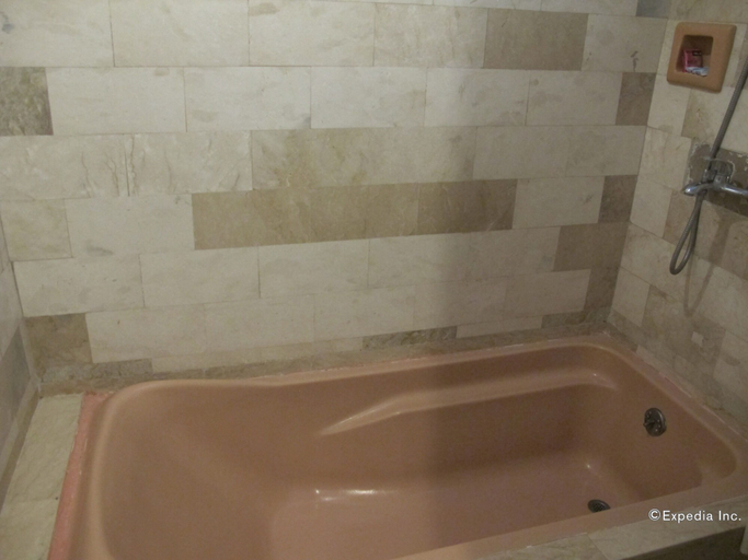 Bathroom 5, Blue Crystal Beach Resort, Puerto Galera