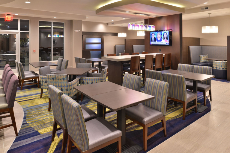 Food & Drinks 4, SpringHill Suites Raleigh Cary, Wake