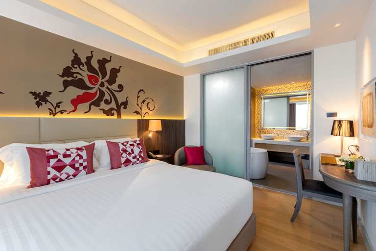 Bedroom 3, Grand Mercure Phuket Patong, Phuket Island