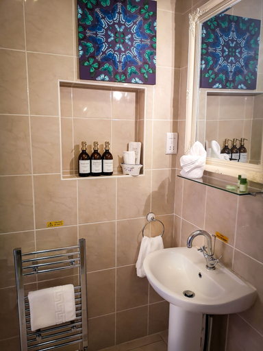 Bathroom 4, Hotel Rouge, Blackpool