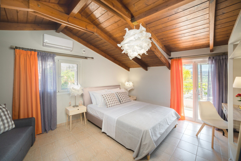 Bedroom 2, Villa Provenza, Ionian Islands