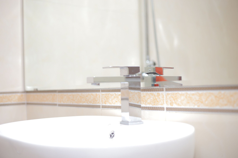 Bathroom 4, Lao Cai Royal Hotel, Lào Cai