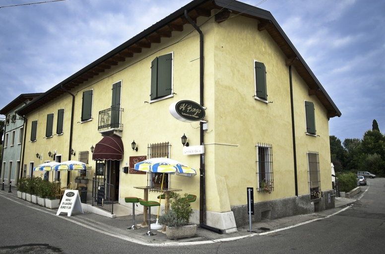 Exterior & Views 2, Al Borgo - Trattoria con Alloggio, Brescia
