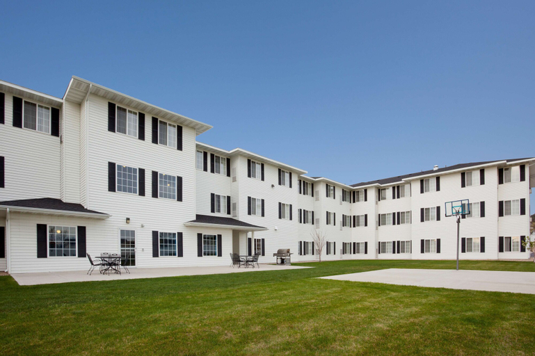 Exterior & Views 2, GrandStay Residential Suites - Rapid City, Pennington