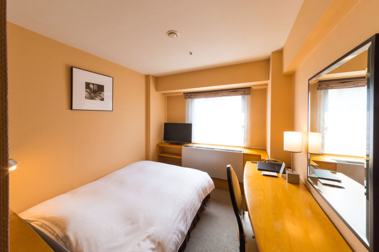 Bedroom 4, Diamond Hotel, Chiyoda
