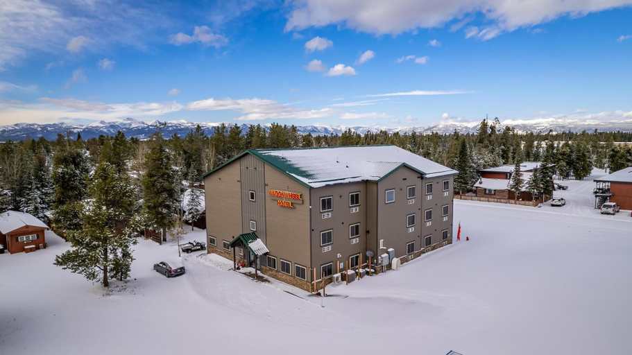 Exterior & Views 2, Wagon Wheel Hotel, Gallatin