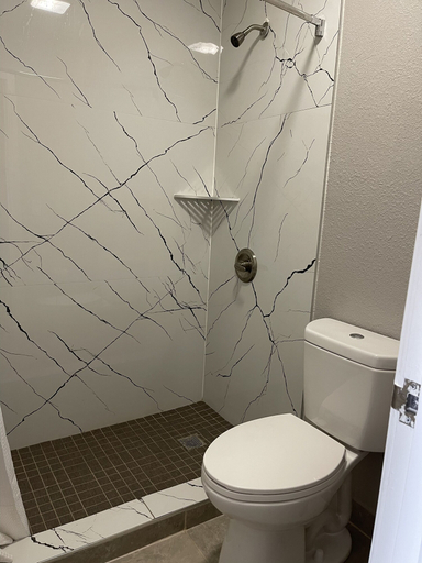 Bathroom 3, Ridge Motel, Stephens