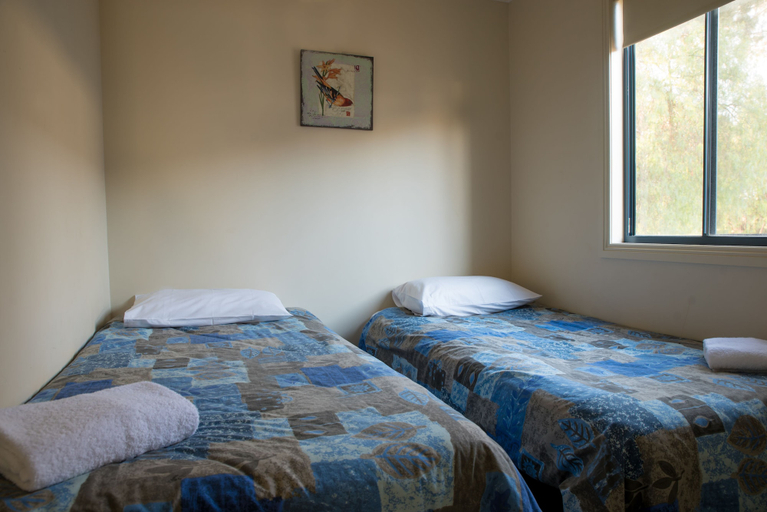Bedroom 2, Bundalong Holiday Resort, Moira - East