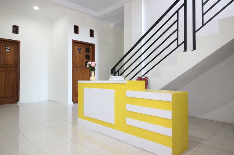 Public Area 3, RedDoorz near UGM 3, Sleman