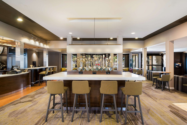 Food & Drinks 5, Sonesta Select Huntington Beach Fountain Valley, Orange